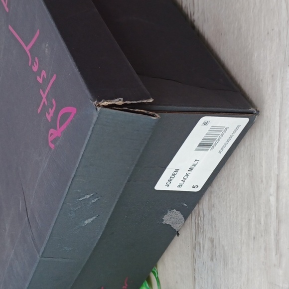 Betsey Johnson Jorden NIB - Picture 11 of 11